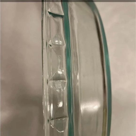 Glass Pyrex Pie Dish 9.5 Inch - Picture 9 of 9